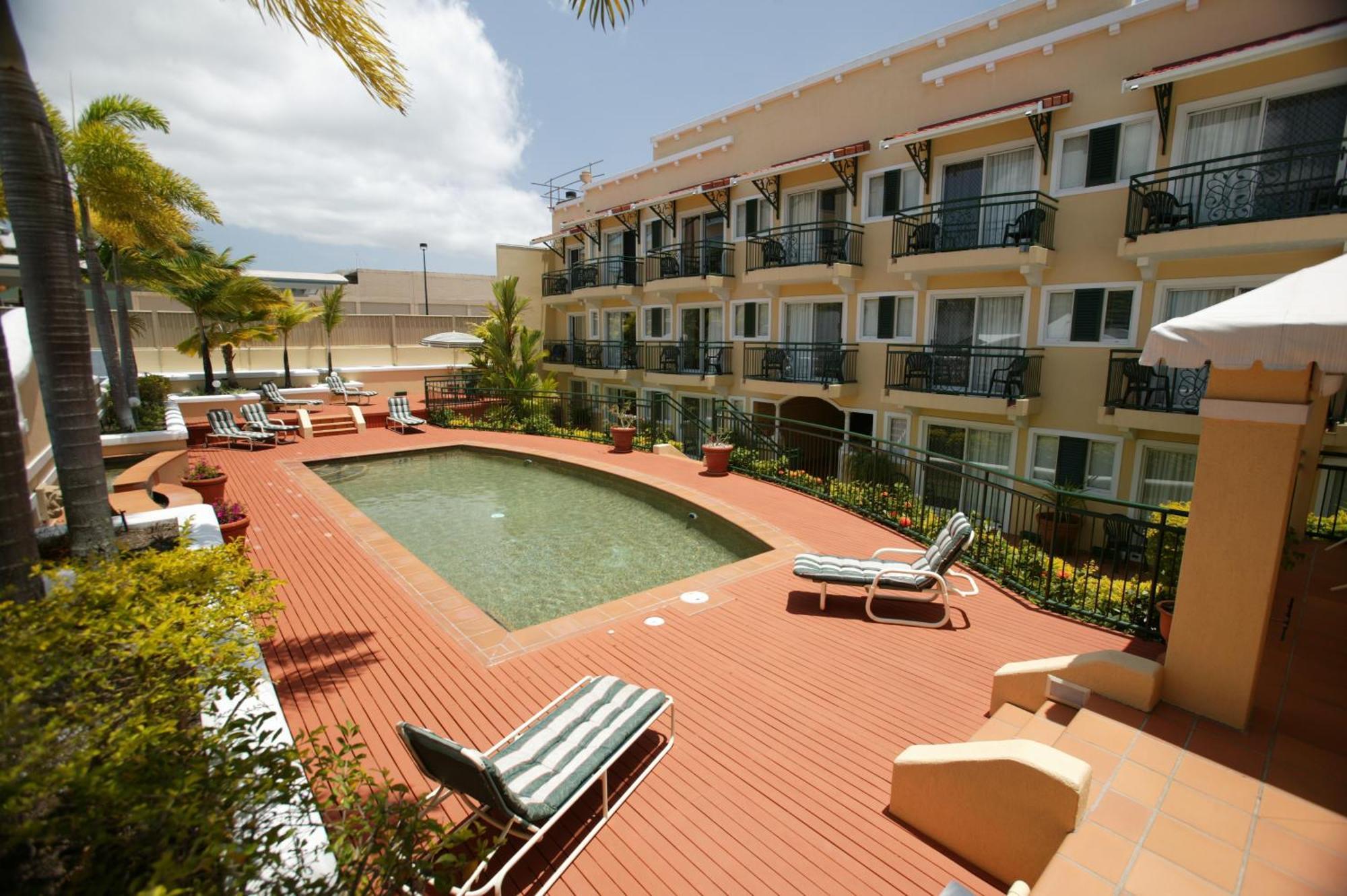 Il Palazzo Holiday Apartments Cairns Eksteriør billede