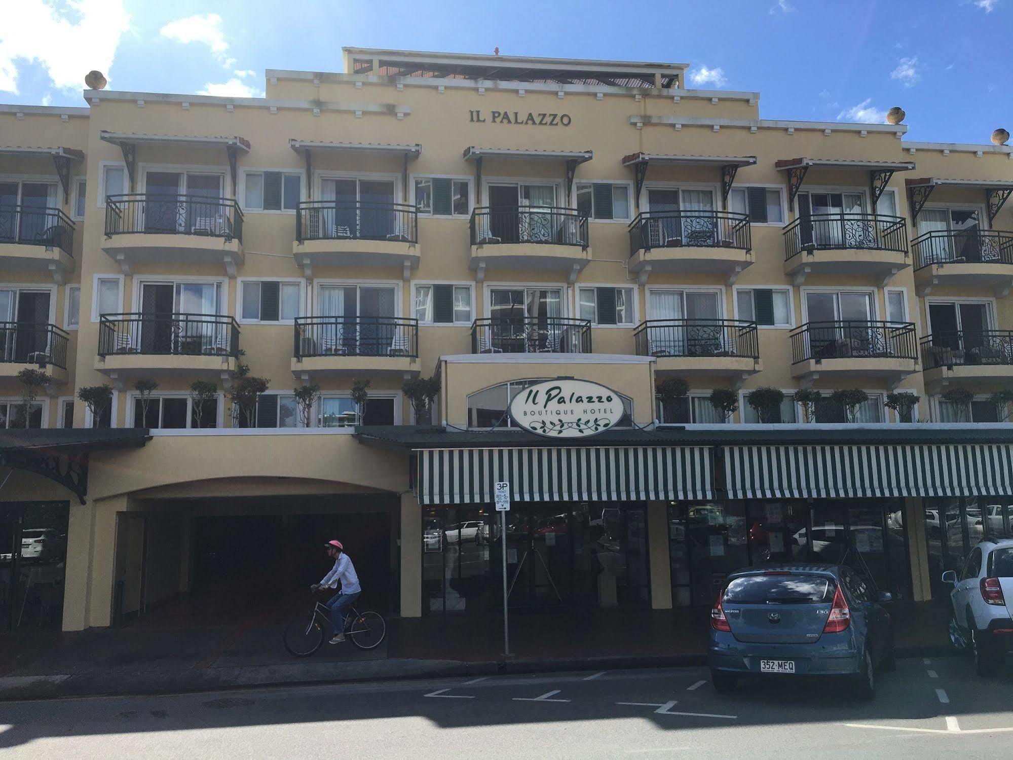 Il Palazzo Holiday Apartments Cairns Eksteriør billede